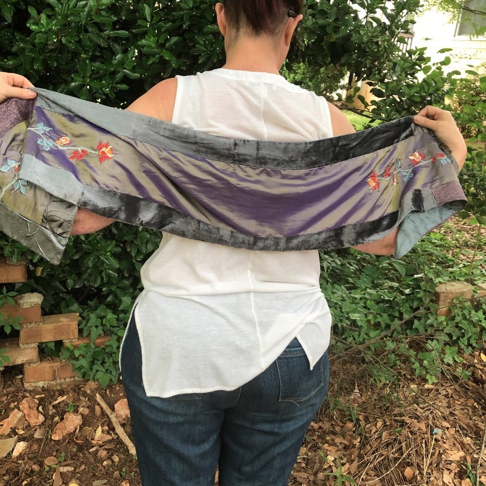 Shawl, wrap - Picture 4 of 5